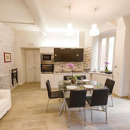 Modern Apartment Near Colosseum 로마 외부 사진
