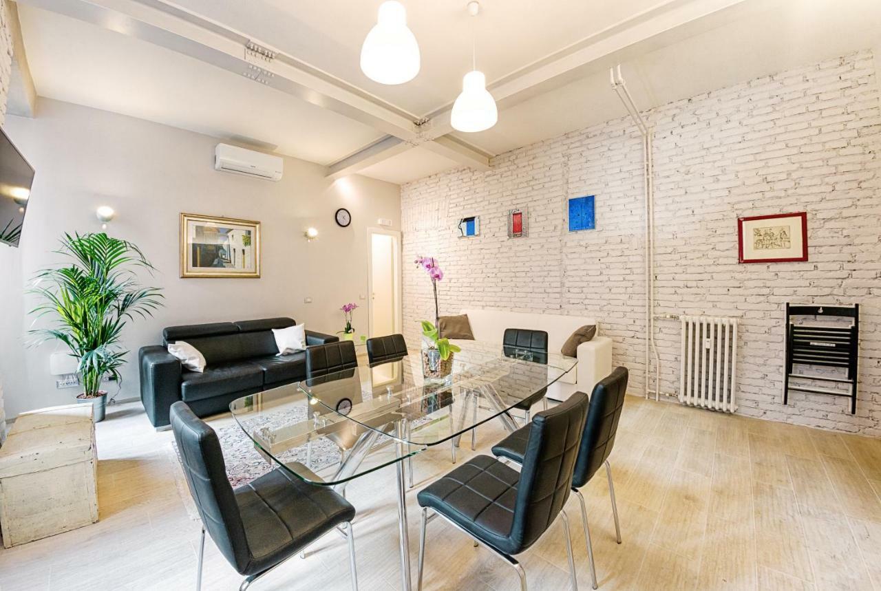 Modern Apartment Near Colosseum 로마 외부 사진
